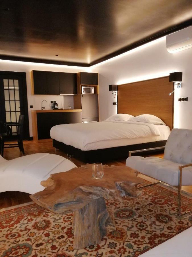 אתונה Andromeda Downtown Residence מראה חיצוני תמונה
