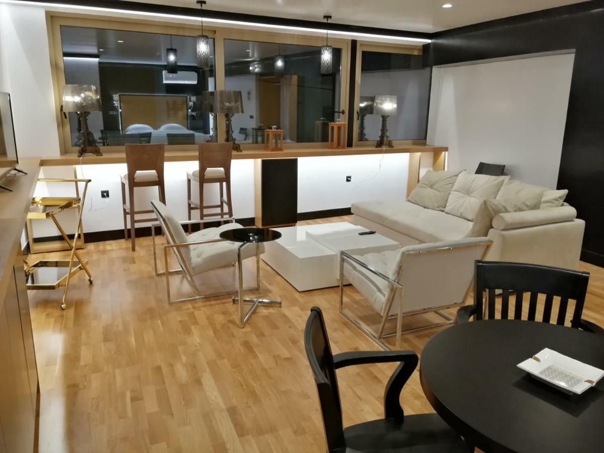 אתונה Andromeda Downtown Residence מראה חיצוני תמונה
