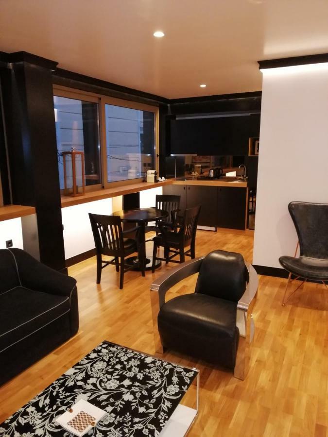 אתונה Andromeda Downtown Residence מראה חיצוני תמונה