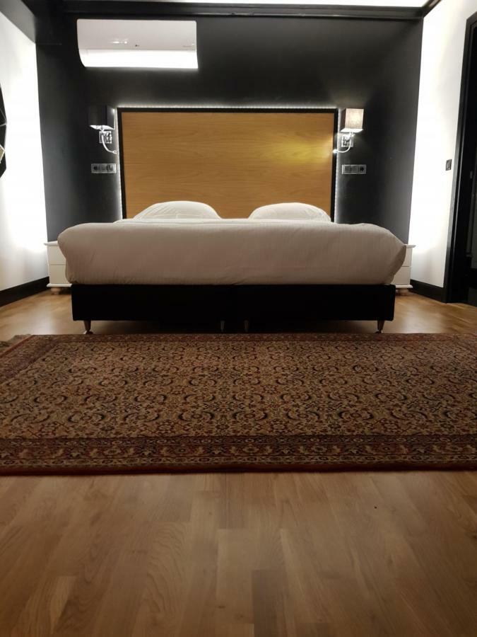 אתונה Andromeda Downtown Residence מראה חיצוני תמונה