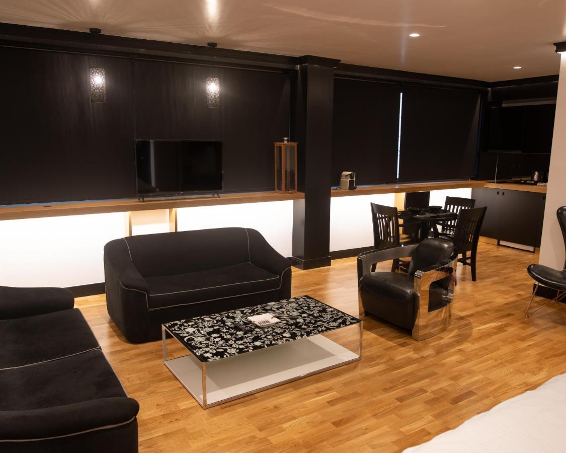 אתונה Andromeda Downtown Residence מראה חיצוני תמונה