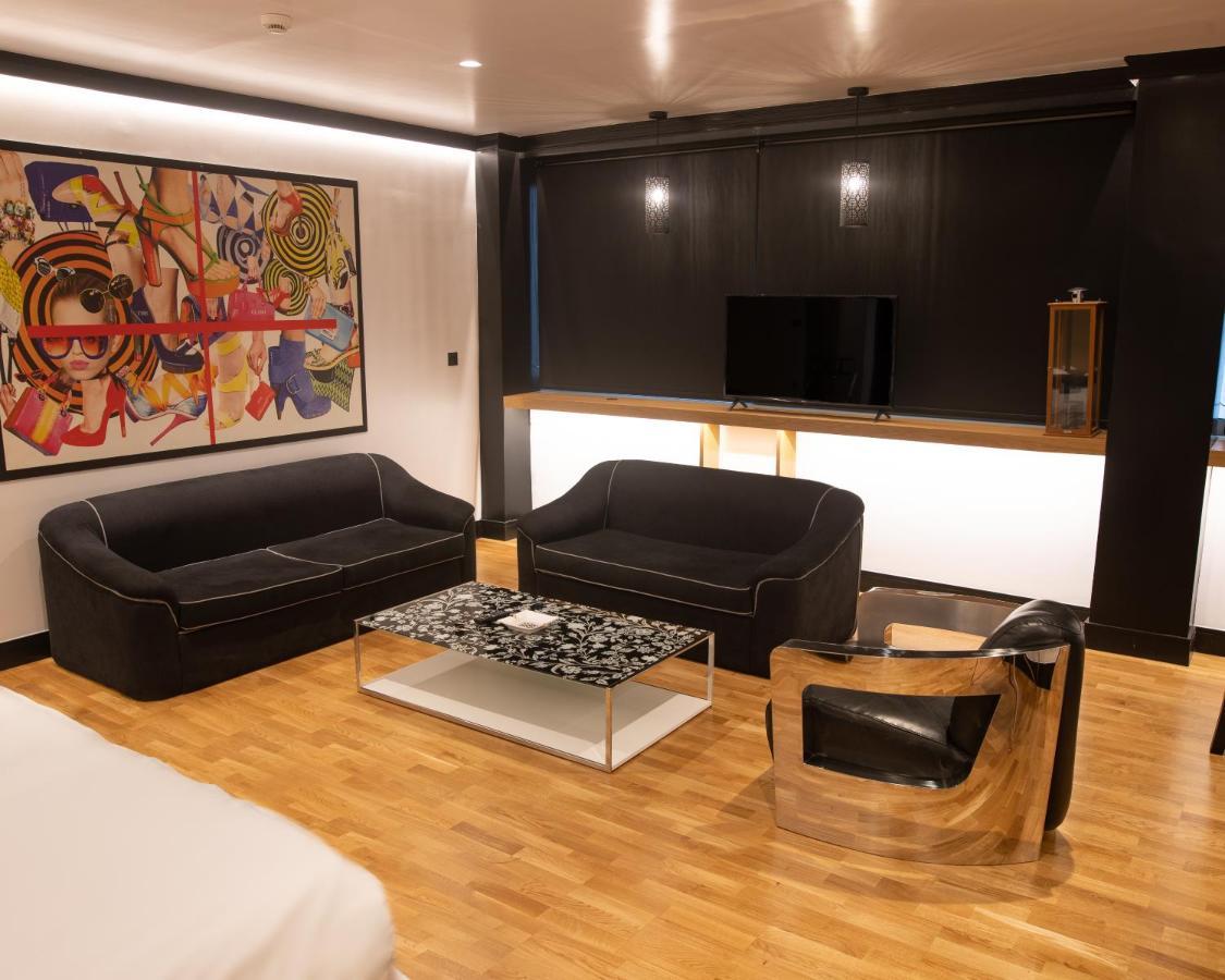 אתונה Andromeda Downtown Residence מראה חיצוני תמונה